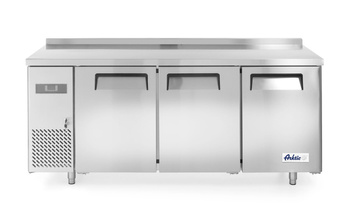 Table de congélation Kitchen Line 3-portes, 360 l, 180x60x85 cm | ARKTIC 233399