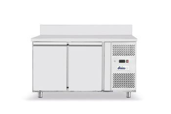 Table de congélation 2-portes, 215 l, 136x70x85 cm, -18 à -22°C, 0,3 kW | ARKTIC 232064