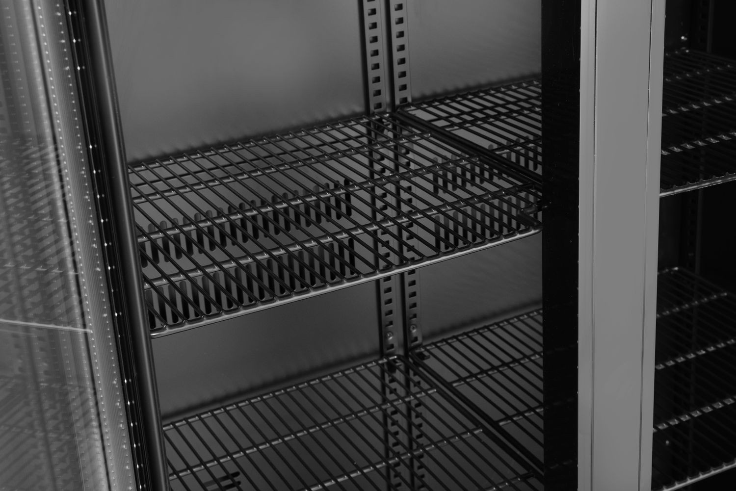 Réfrigérateur à boissons 2-portes, 384 l, noir, acier laqué, 8 étagères | ARKTIC 237014