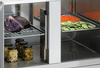 Table réfrigérée à salades 3 portes avec groupe logé en bas 1365T3 | BASTSCHER 200357