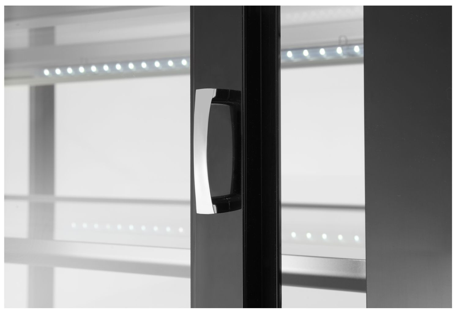Vitrine réfrigérée 2 étagères 300 L, acier inoxydable, LED, 0-6°C | ARKTIC 233337
