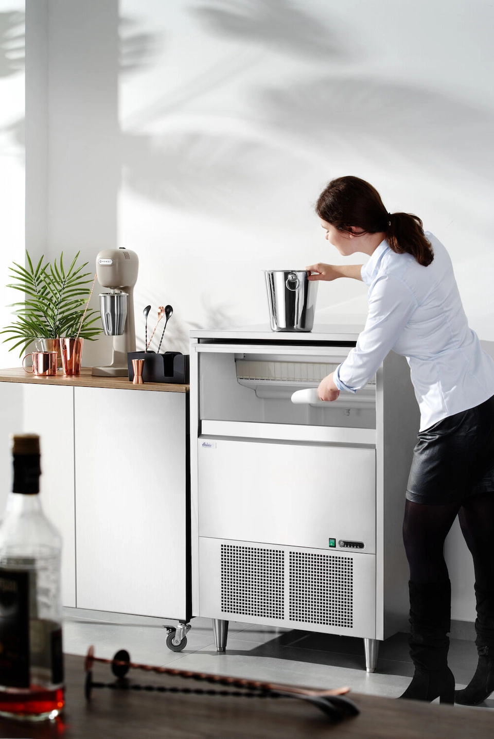 Machine à glaçons 90 kg/24h, capacité 42 kg, refroidissement par air | ARCTIC 271360