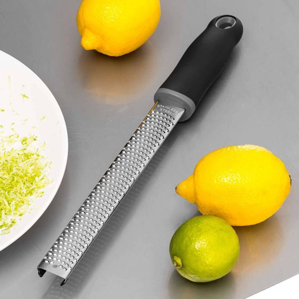 Râpe manuelle pour citrons | FORGAST FG11142