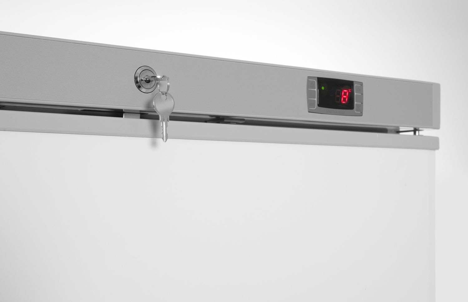 Armoire de congélation laquée Budget Line 600 l, intérieur en matériau synthétique, serrure | ARKTIC 236109