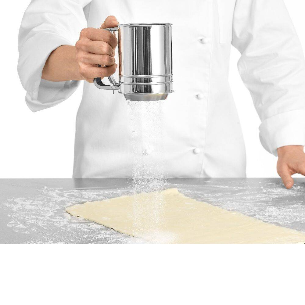 Tasse en acier pour tamisage | FORGAST FG11066