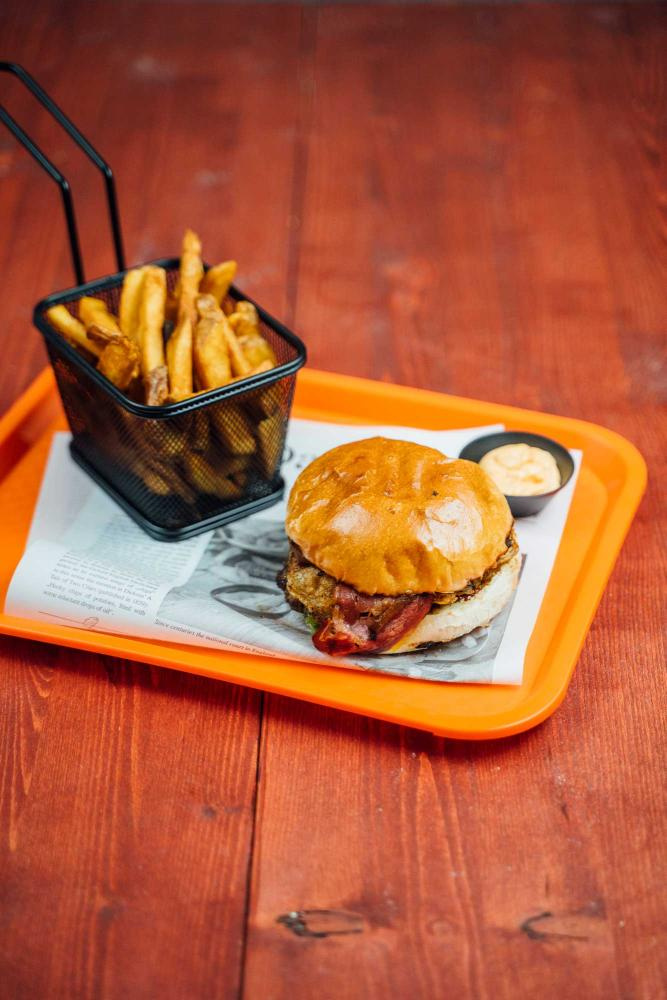 Plateau FAST FOOD orange, 35x27x2 cm | APS 534