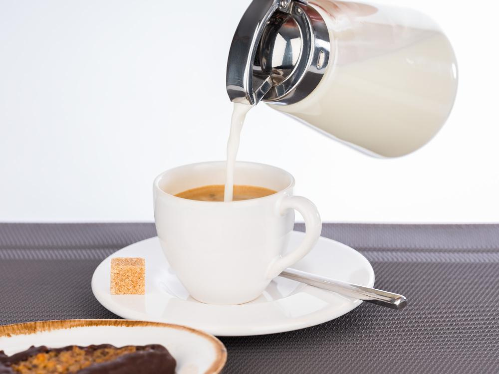 Pichet en verre avec couvercle à bouton-poussoir, 300 ml | APS 765