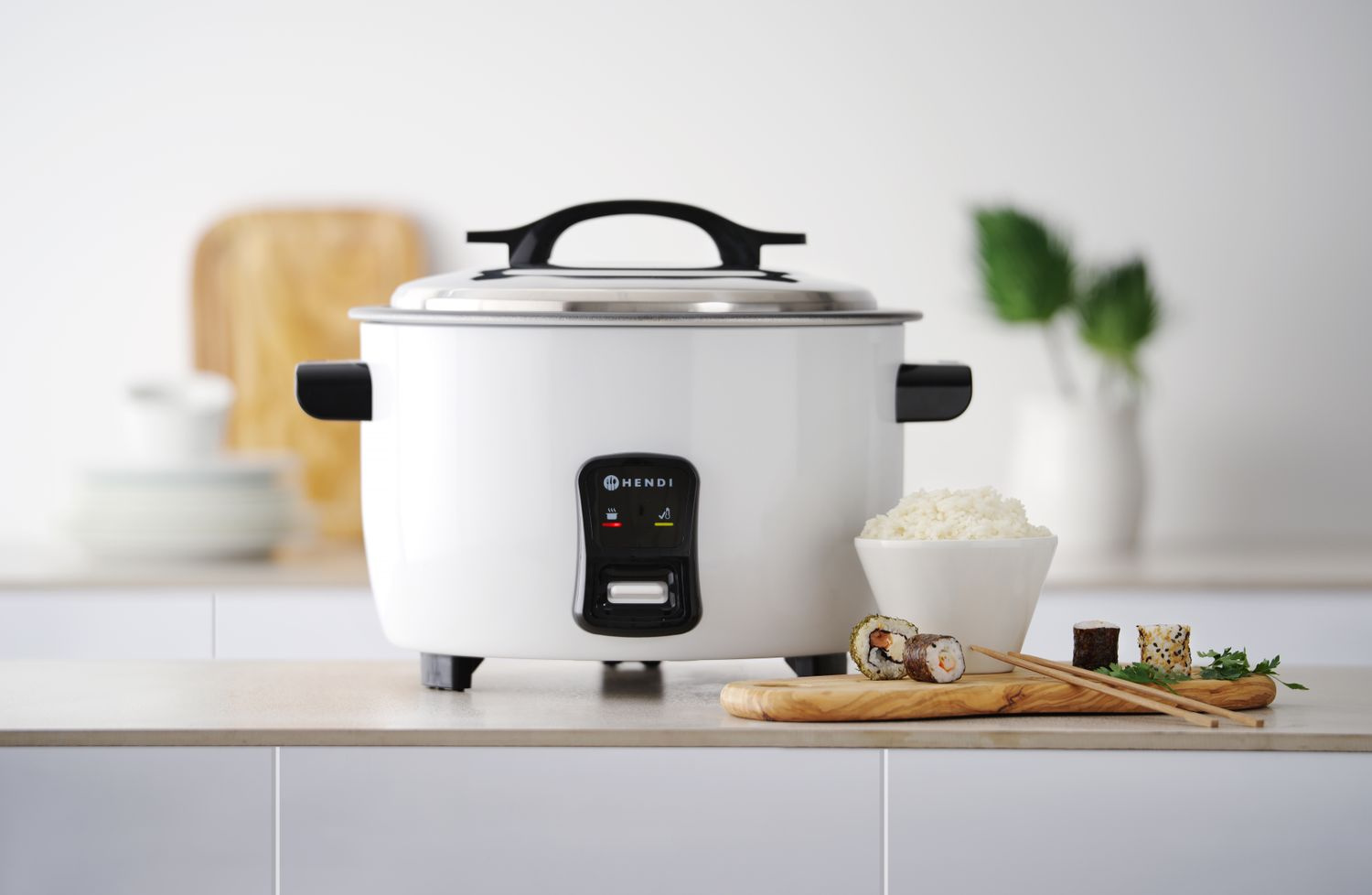 Appareil à cuire le riz Budget Line 4,2 l, 1,55 kW, 230 V | HENDI 240441