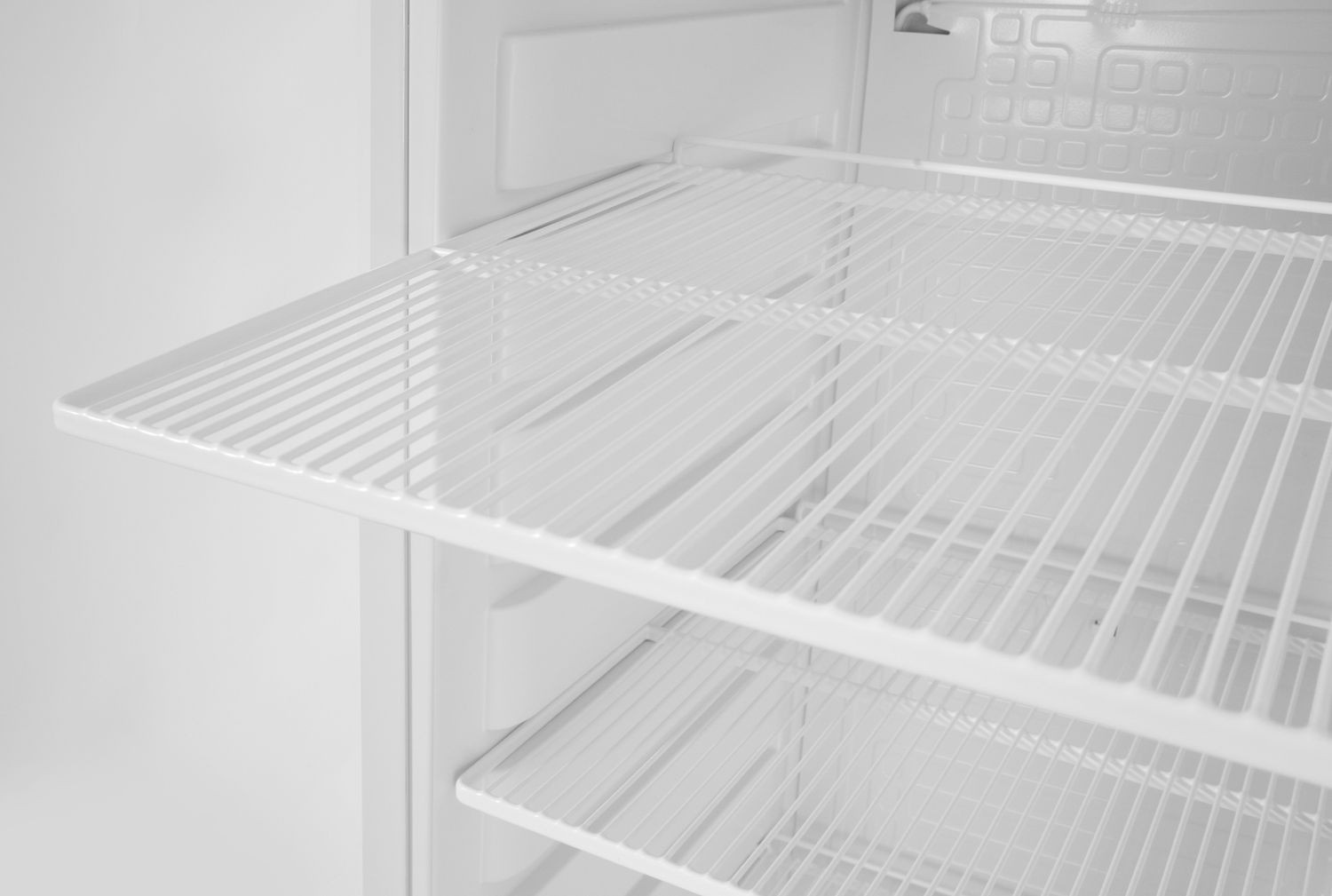 Armoire réfrigérée Budget Line 400 l, intérieur en matière plastique, 1 porte | HENDI 236031