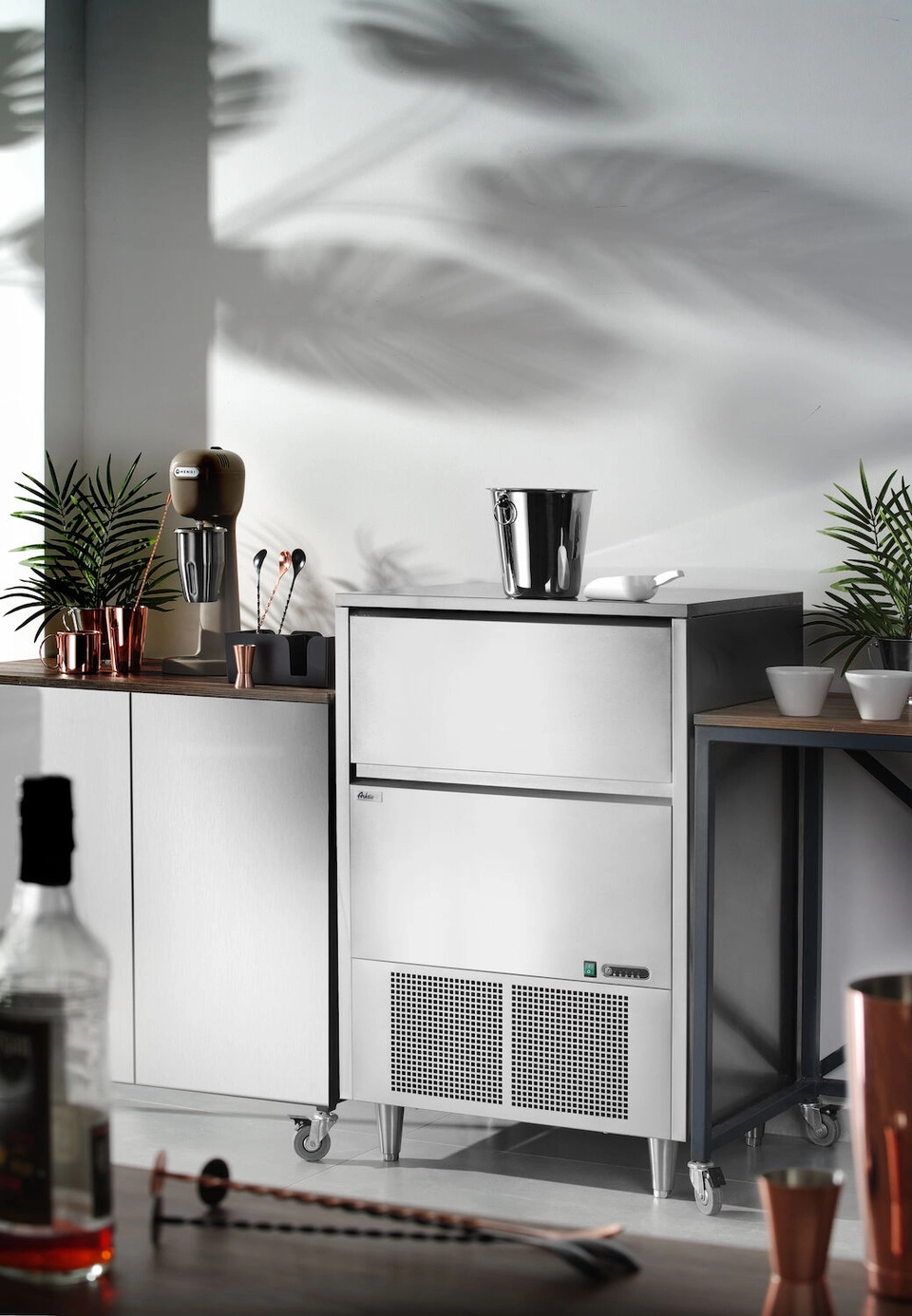 Machine à glaçons 90 kg/24h, capacité 42 kg, refroidissement par air | ARCTIC 271360